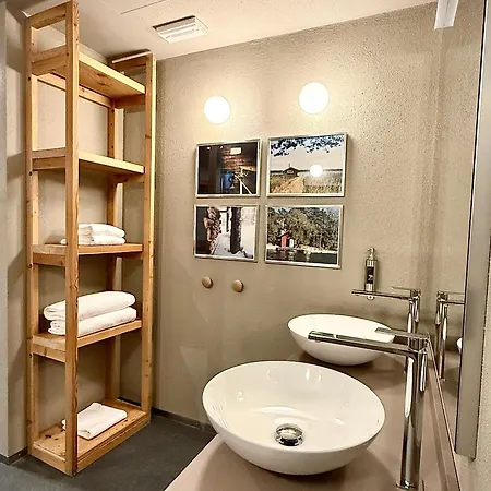 Village 3* Поллен