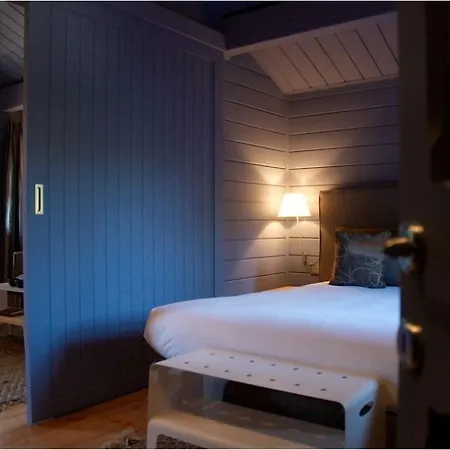 Village 3* Поллен