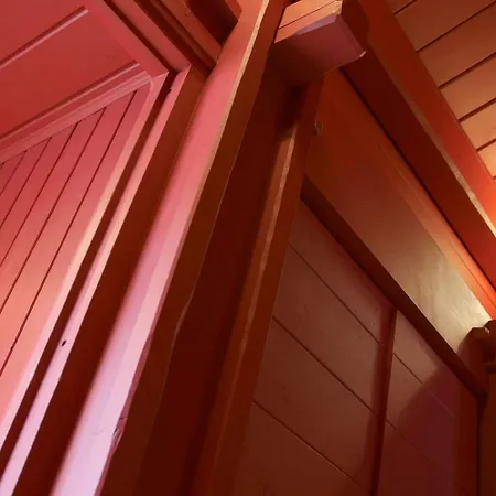 Szálloda Village Pollein