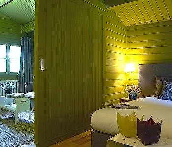Hotel Village
