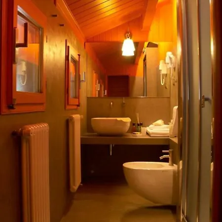 Hotel Village