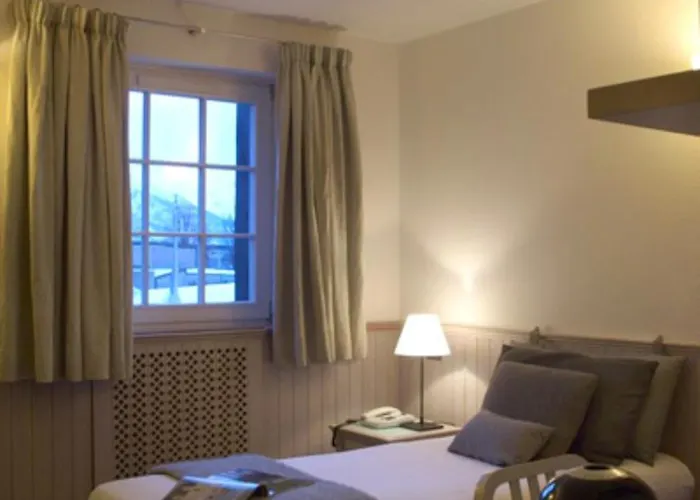 Szálloda Village 3*